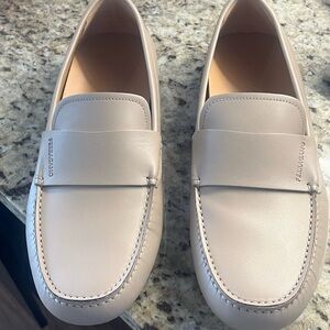 Salvatore Ferragamo Leather Penny Loafers in Beige Khaki size 8
